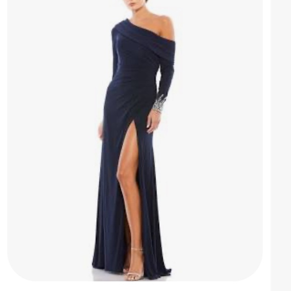 Mac Duggal Elegant Blue Gown - Picture 1 of 5